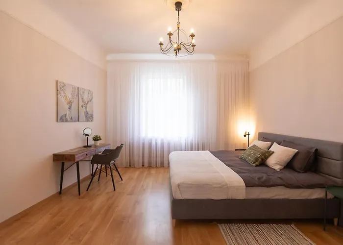 Apartment Modern 2br In Center Renovated In 2025 *