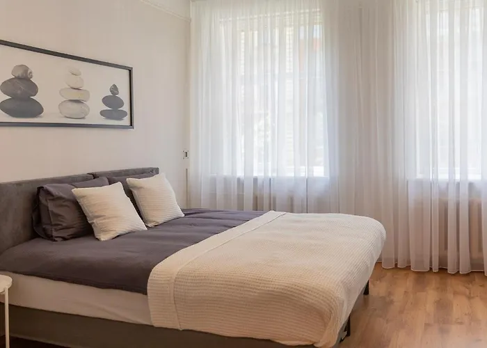 Modern 2br In Center Renovated In 2025 * Riga