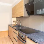Modern 2br In Center Renovated In 2025 Riga